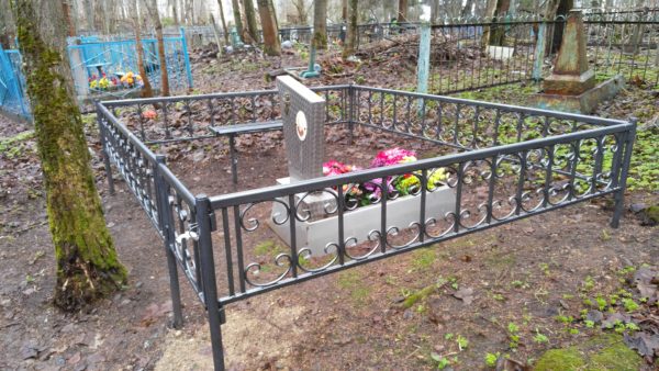 ПАМЯТНИК НЕРЖАВЕЙКА, ОГРАДА h 400 мм